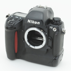 Nikon F5