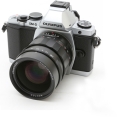 OLYMPUS OM-D E-M5 ＋Voigtlander NOKTON 25mm F0.95 セット シルバー