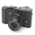 FUJIFILM X10