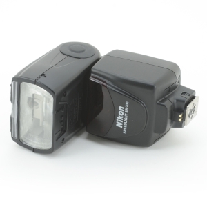 Nikon SB-700