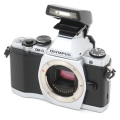 OLYMPUS OM-D E-M5 (シルバー) OLYMPUS OM-D E-M5 (シルバー)
