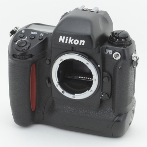 Nikon F5