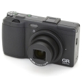 RICOH GR DIGITAL IV