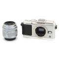 OLYMPUS PEN E-P3レンズキット(シルバー)