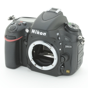 Nikon D600