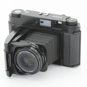 FUJIFILM GF670 Professional