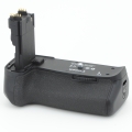 Canon BG-E9