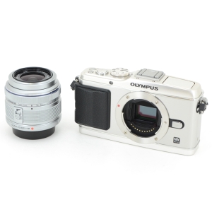 OLYMPUS PEN E-P3 レンズキット(シルバー)
