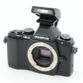 OLYMPUS OM-D E-M5 (ブラック)