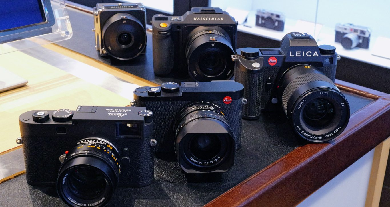 本館B1階Leica