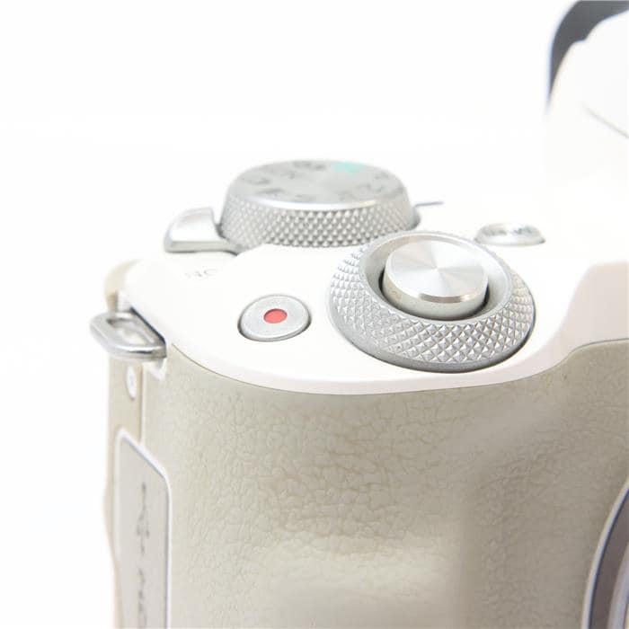 中古)Canon (キヤノン) EOS Kiss M ボディ ホワイト（商品ID