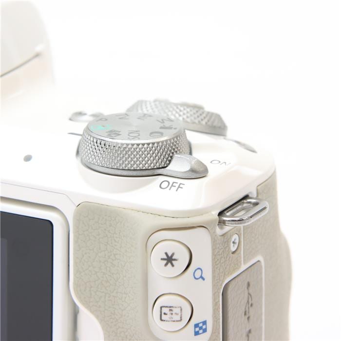 中古)Canon (キヤノン) EOS Kiss M ボディ ホワイト（商品ID