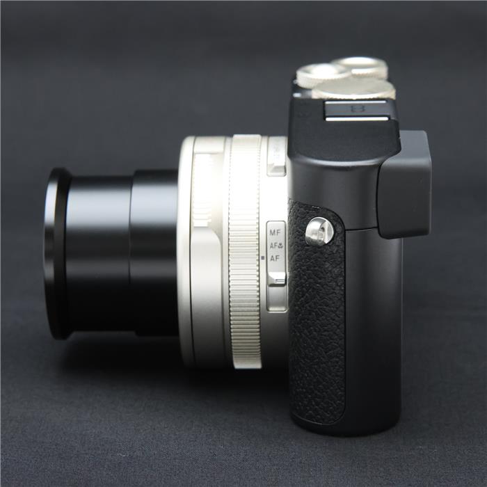 D-LUX8 100 YEARS OF LEICA