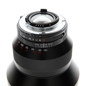 Carl Zeiss (カールツァイス) Distagon T* 15mm F2.8 ZF.2（ニコンF用）