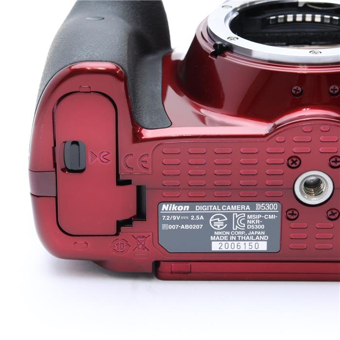 中古)Nikon (ニコン) D5300 18-140 VR レンズキット レッド（商品ID