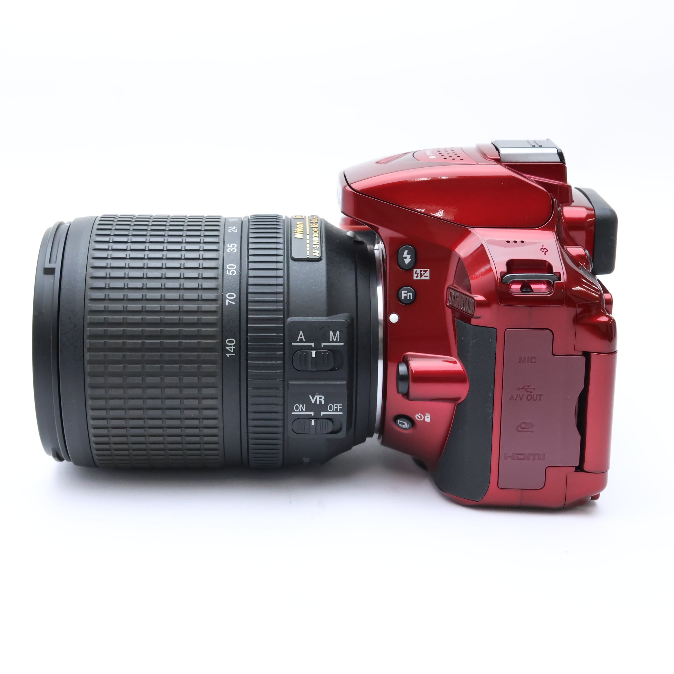 中古)Nikon (ニコン) D5300 18-140 VR レンズキット レッド（商品ID 