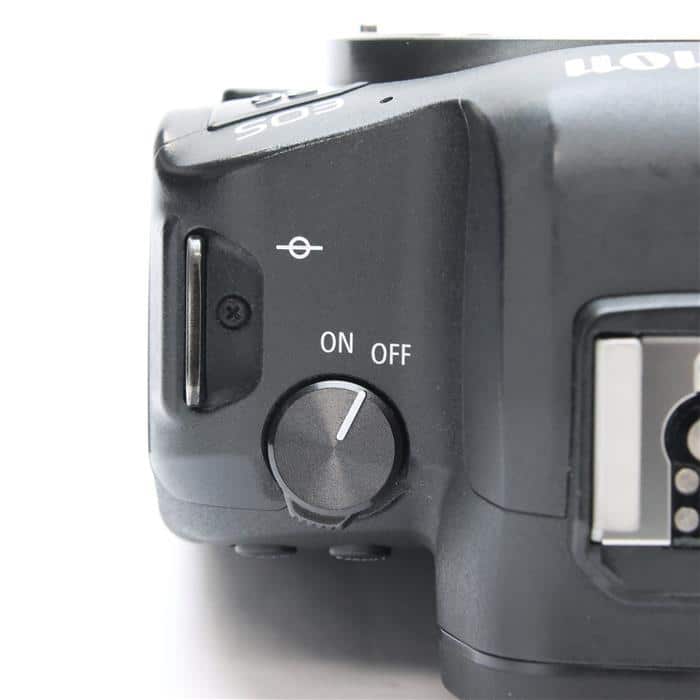 EOS R6