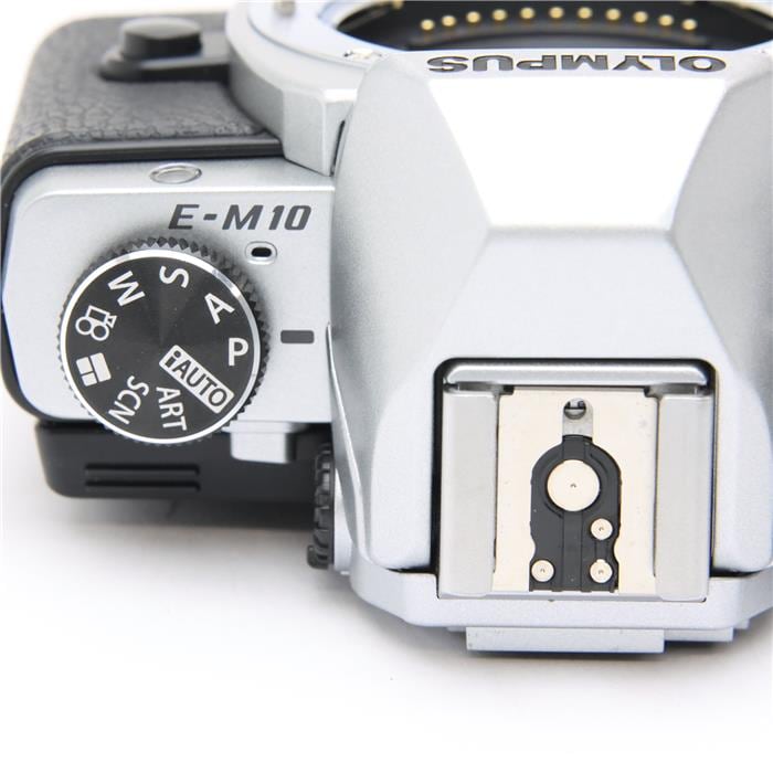 中古)OLYMPUS (オリンパス) OM-D E-M10 ボディ シルバー（商品ID