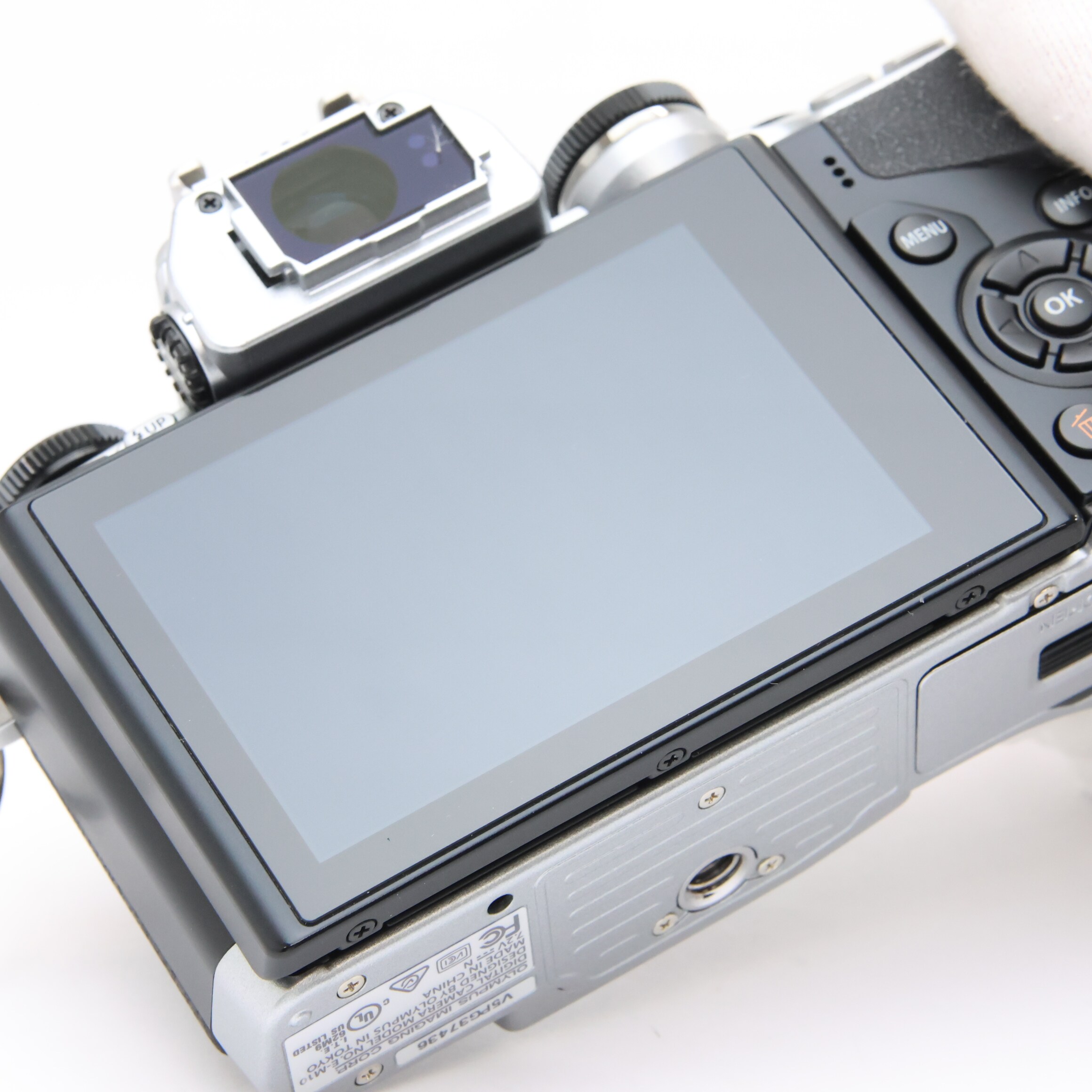 中古)OLYMPUS (オリンパス) OM-D E-M10 ボディ シルバー（商品ID