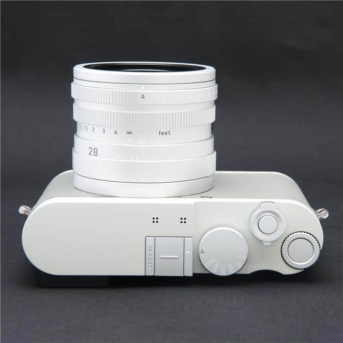 Q2 Ghost by HODINKEE