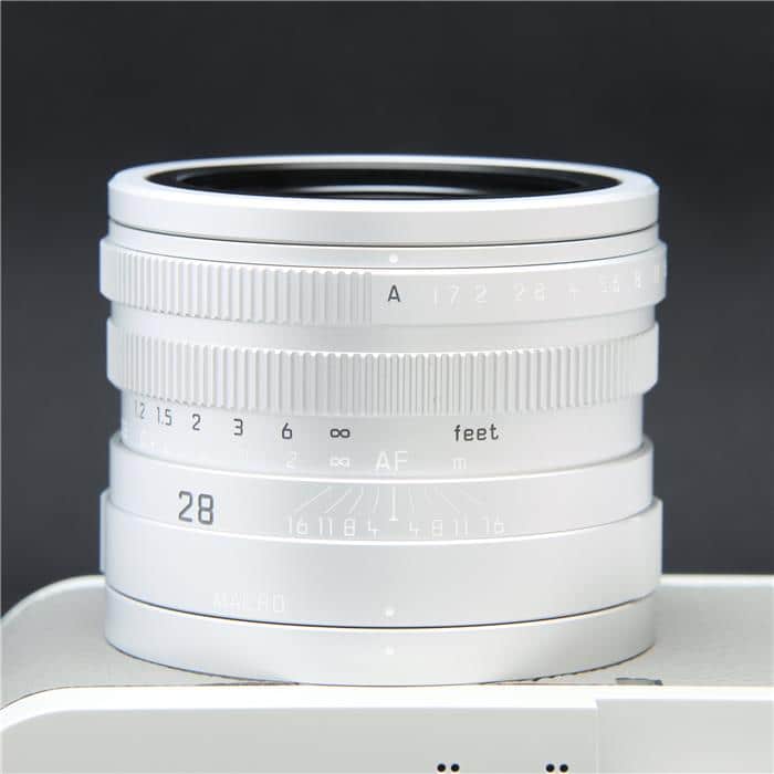 Q2 Ghost by HODINKEE