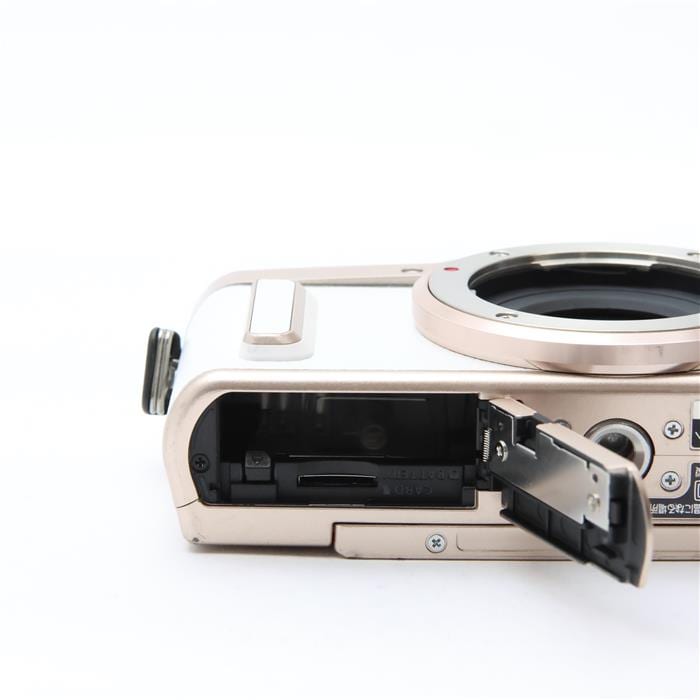 中古)Panasonic (パナソニック) LUMIX GF10 ボディ DC-GF10 ホワイト