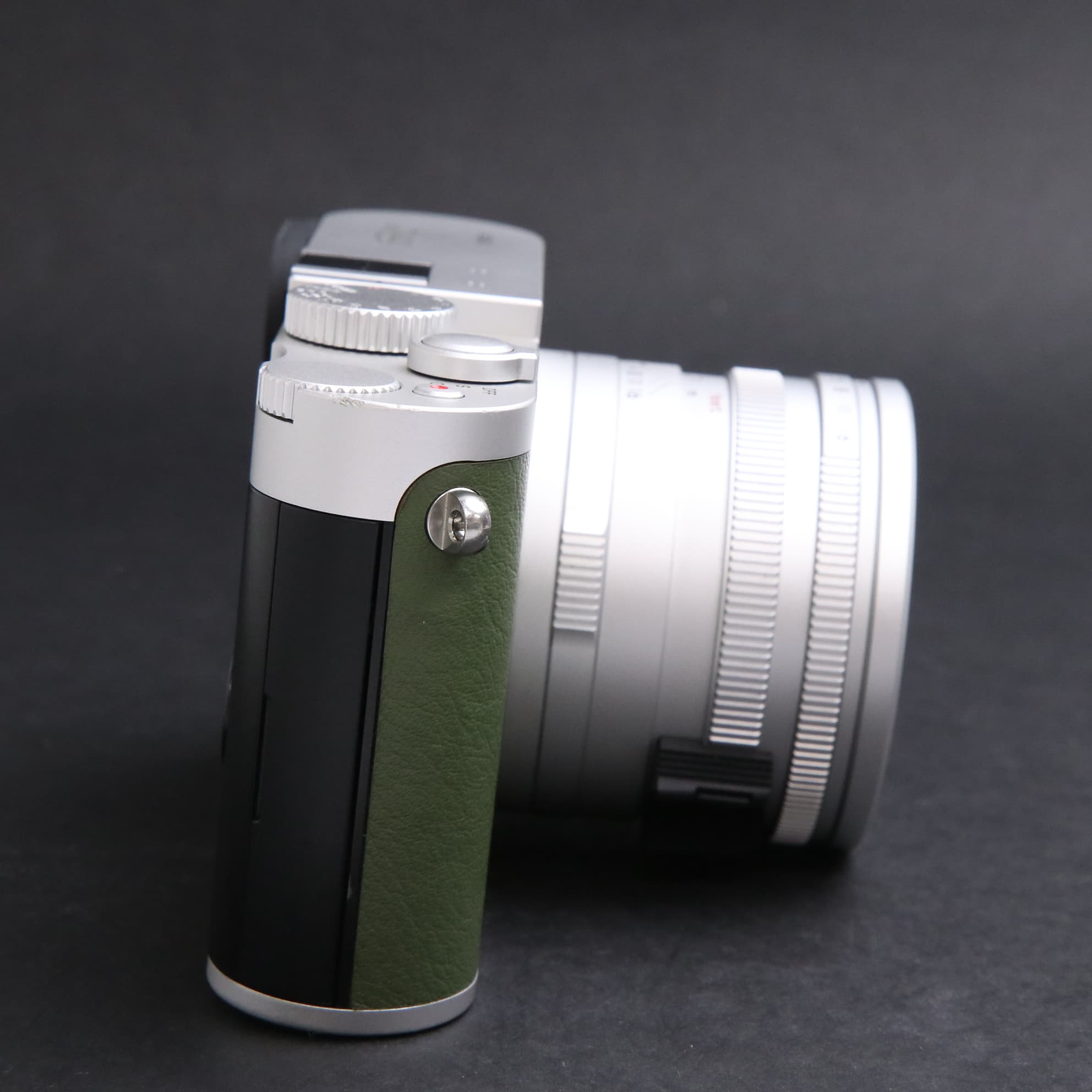 中古)Leica (ライカ) Q(Typ116) khaki（商品ID：3717017030032）詳細