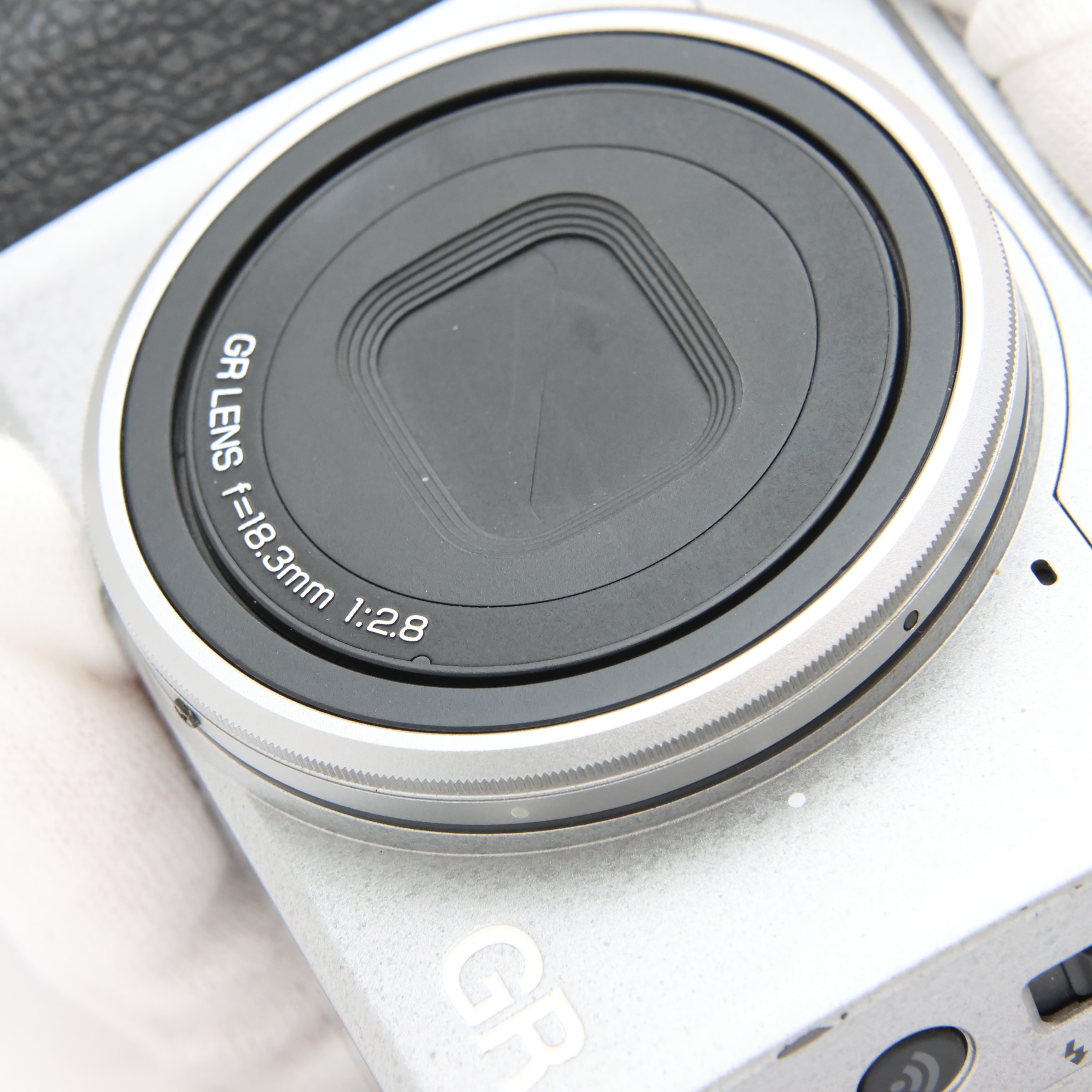 中古)RICOH (リコー) GR II Silver Edition（商品ID：3717030758036