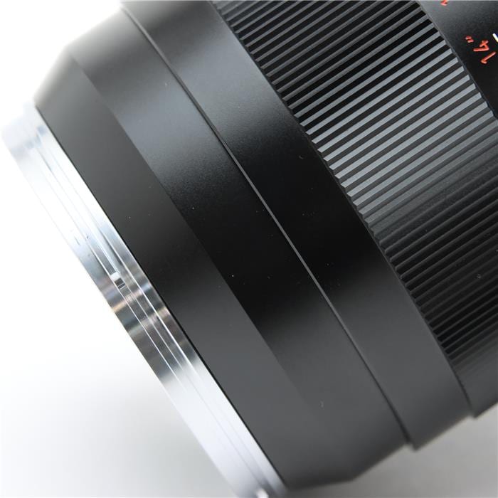 Distagon T* 35mm F2 ZE(キヤノンEF用)