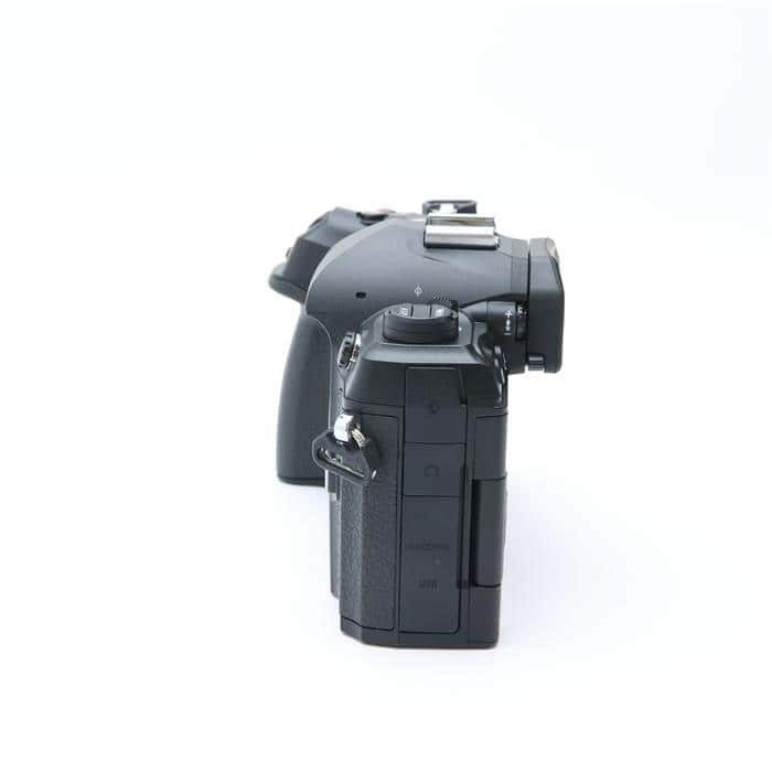 OM-1 Mark II 12-45mm F4.0 PRO レンズキット