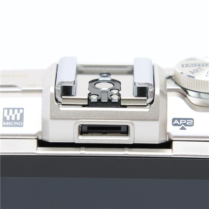 中古)OLYMPUS (オリンパス) PEN Lite E-PL7 ボディ シルバー（商品ID