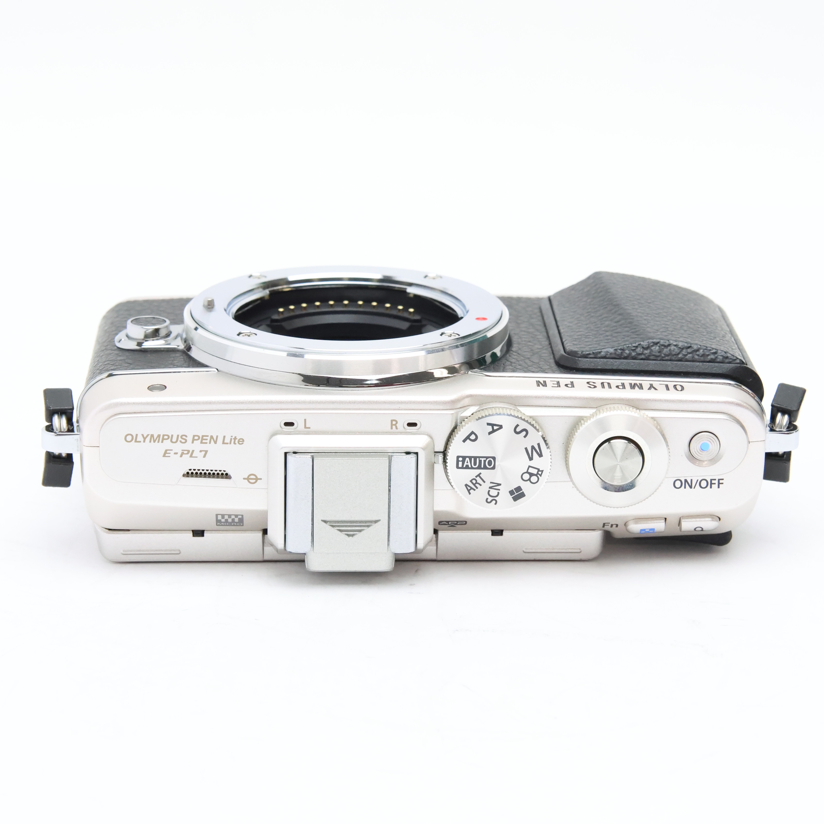 中古)OLYMPUS (オリンパス) PEN Lite E-PL7 ボディ シルバー（商品ID