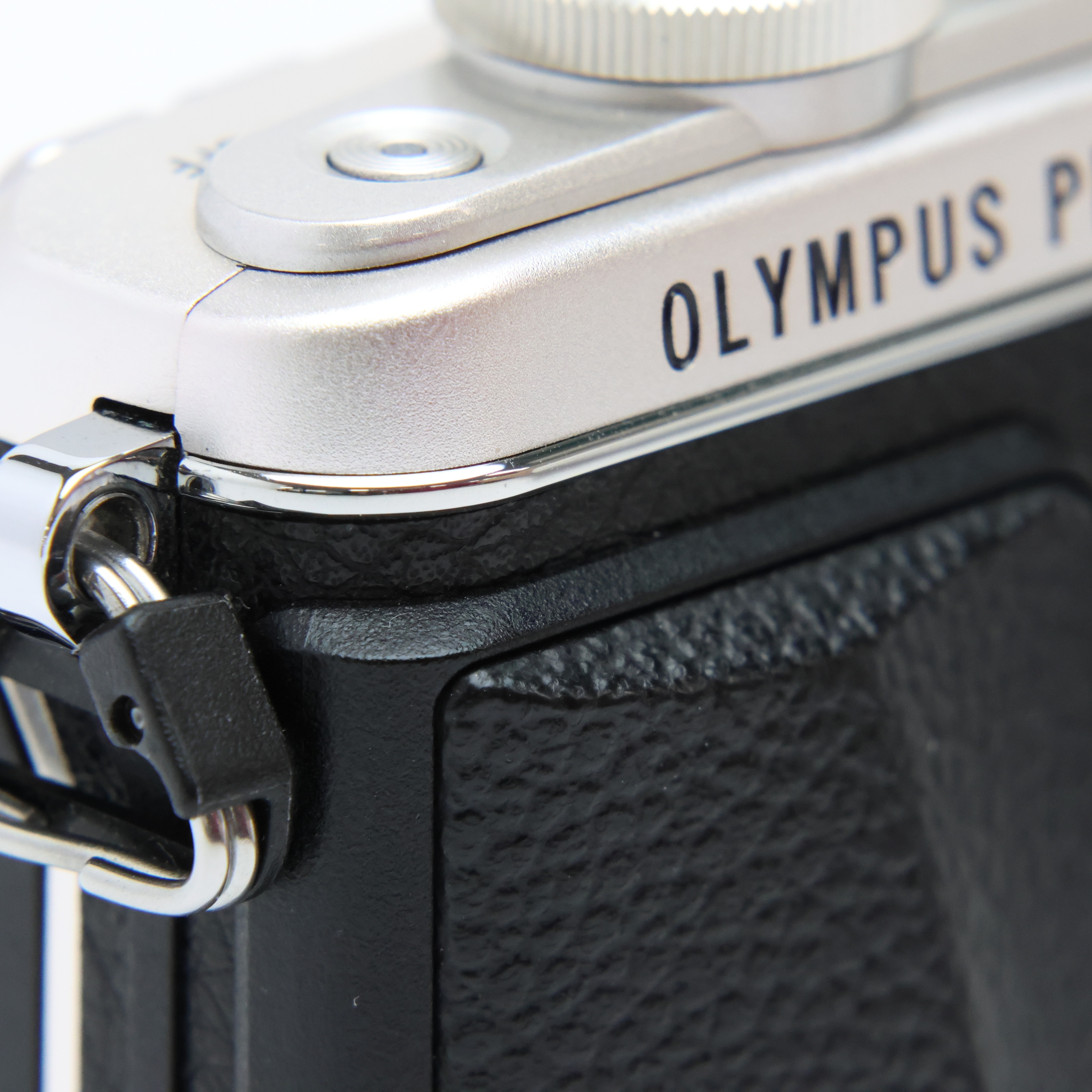 中古)OLYMPUS (オリンパス) PEN Lite E-PL7 ボディ シルバー（商品ID