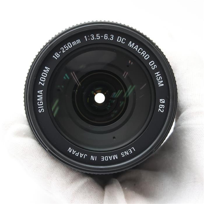 18-250mm F3.5-6.3 DC MACRO OS HSM (キヤノンEF用)