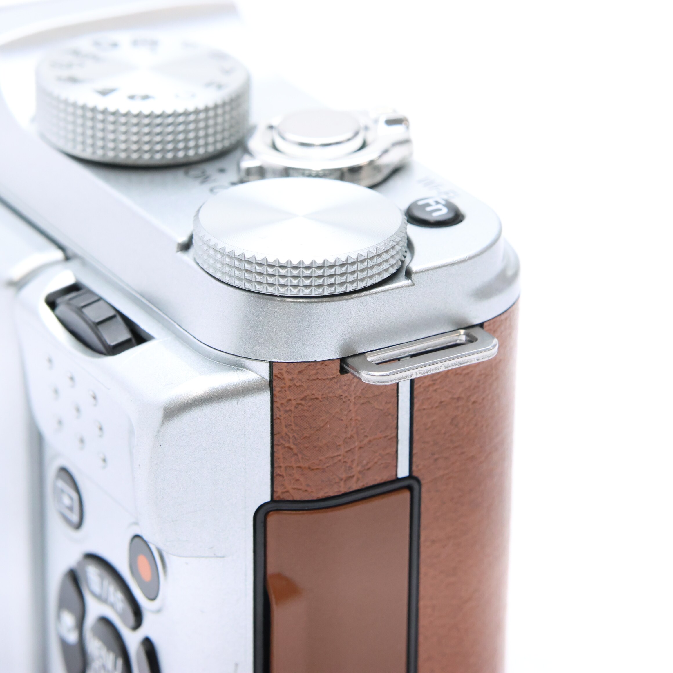 中古)FUJIFILM (フジフイルム) X-M1 レンズキット ブラウン ブラウン 