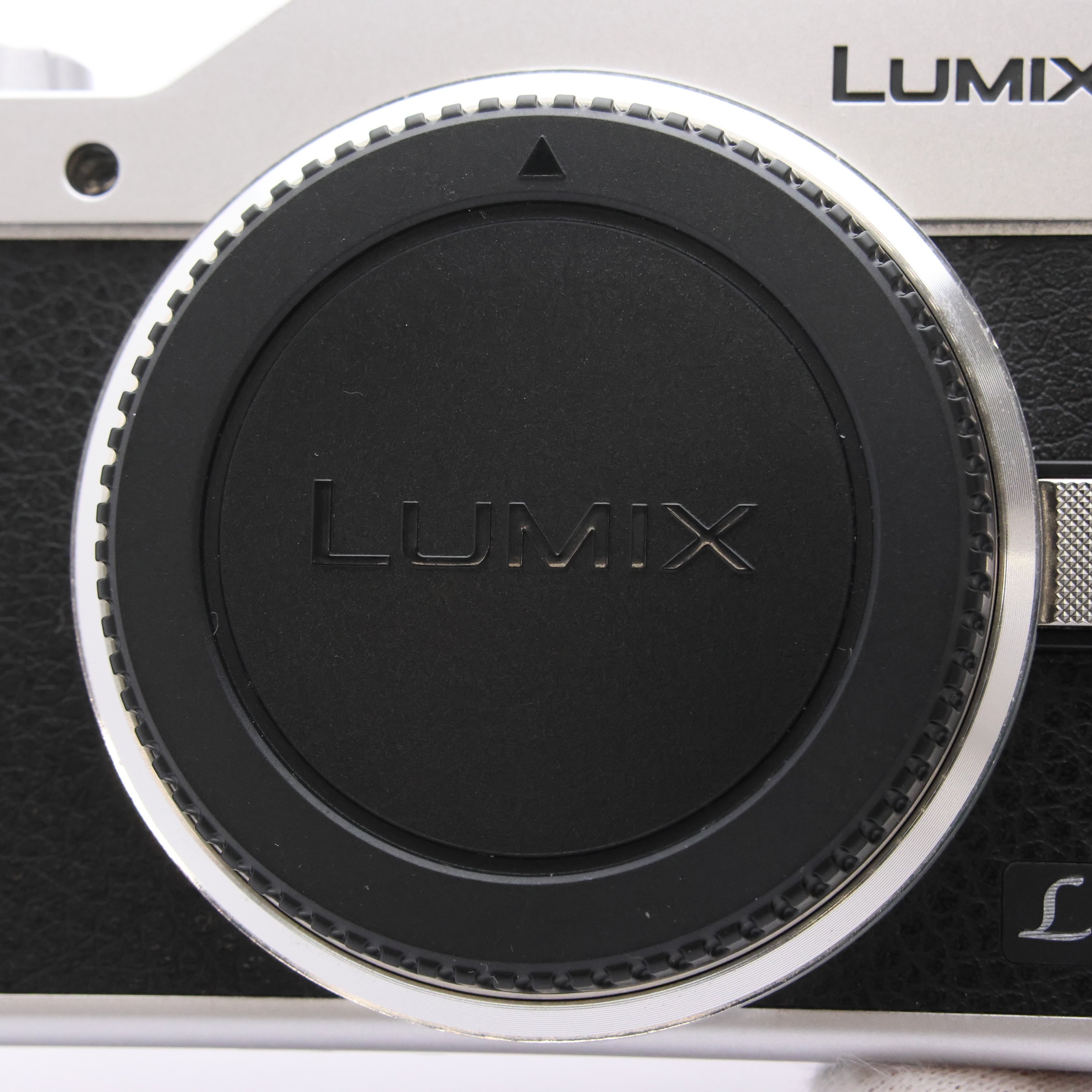 中古)Panasonic (パナソニック) LUMIX GF9 ボディ DC-GF9 シルバー