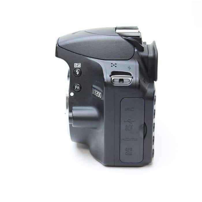中古)Nikon (ニコン) D3200ボディ ブラック(商品ID 中古)Nikon (ニコン) D3200ボディ ブラック(商品ID