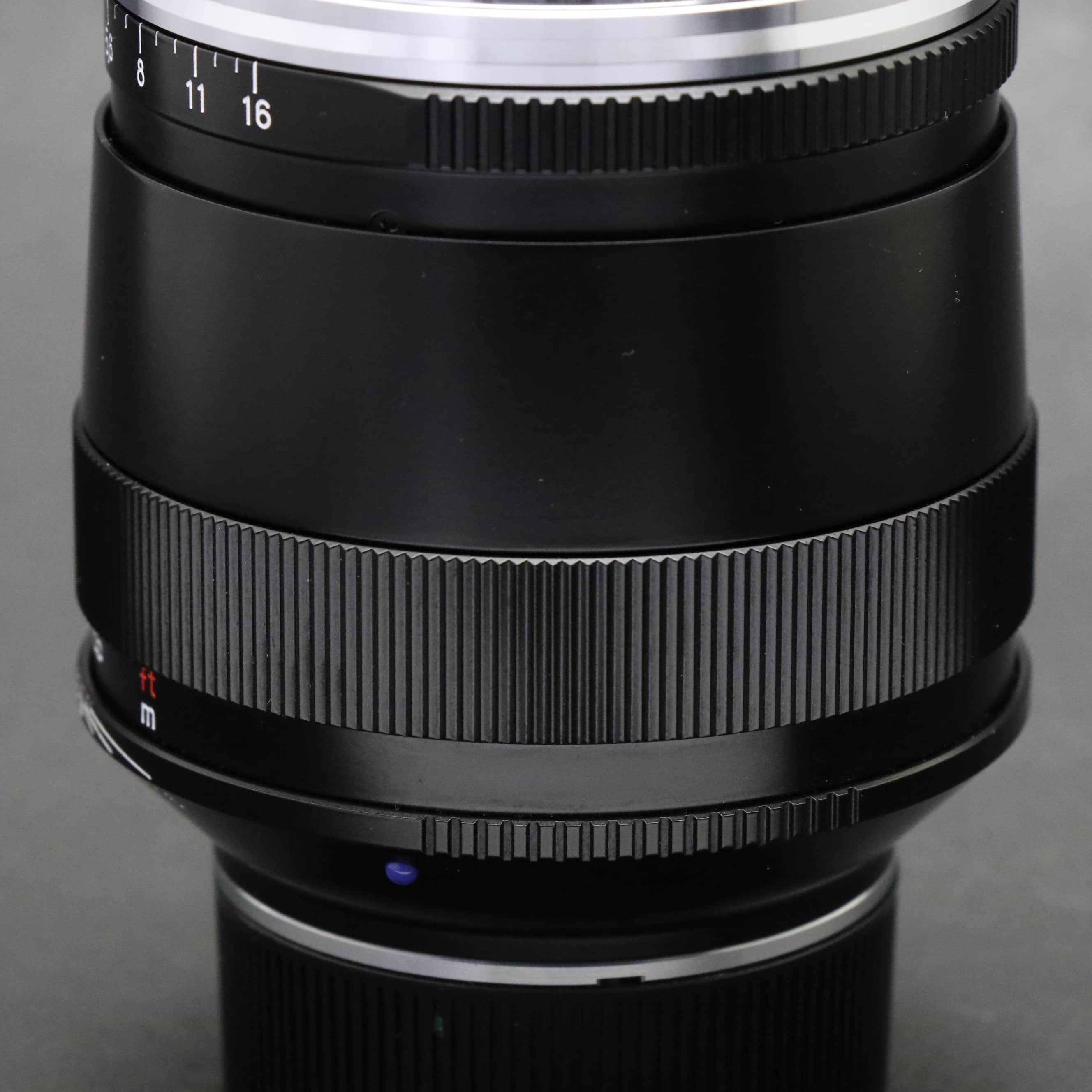カールツァイス Carl Zeiss Sonnar T135 F2.8 中古)Carl Zeiss (カールツァイス) Sonnar T* 85mm F2 ZM（商品ID