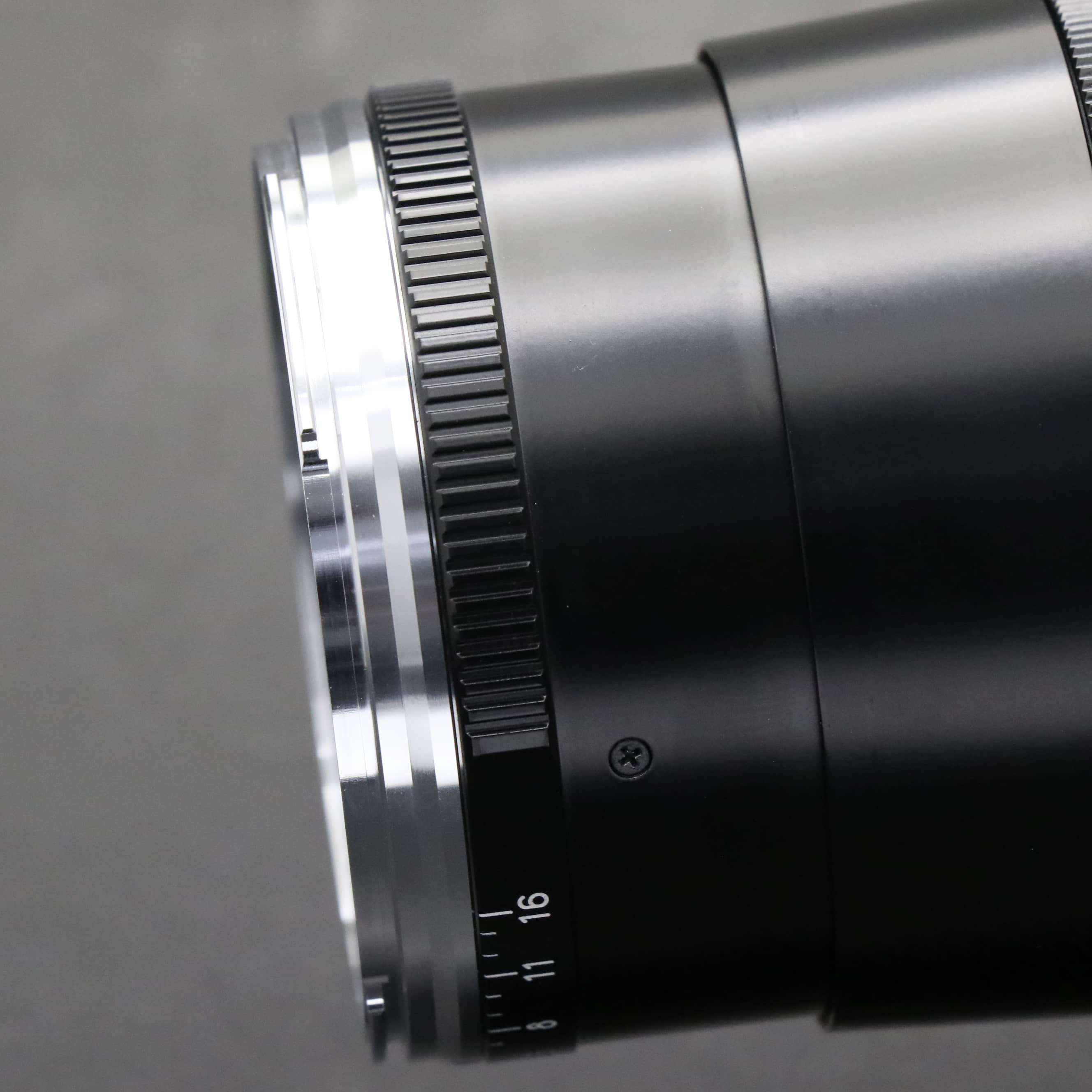カールツァイス Carl Zeiss Sonnar T135 F2.8 中古)Carl Zeiss (カールツァイス) Sonnar T* 85mm F2 ZM（商品ID