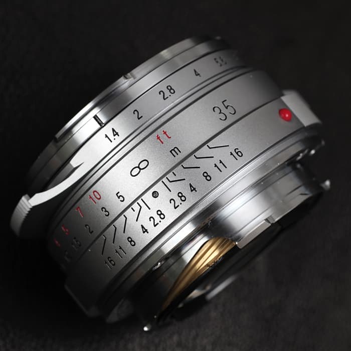 新品)Voigtlander (フォクトレンダー) NOKTON Classic 35mm F1.4 MC VM