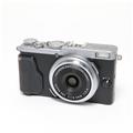 FUJIFILM (フジフイルム) X70 シルバー