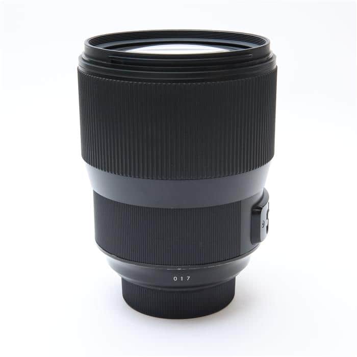 Art 135mm F1.8 DG HSM (ニコンF用)