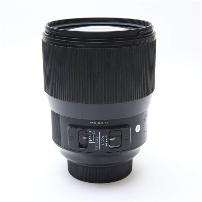 Art 135mm F1.8 DG HSM (ニコンF用)