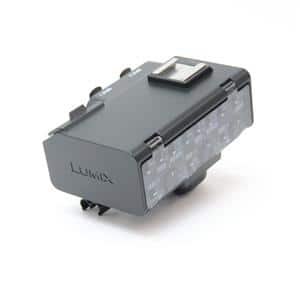 新品)Panasonic (パナソニック) XLRマイクロホンアダプター DMW-XLR2