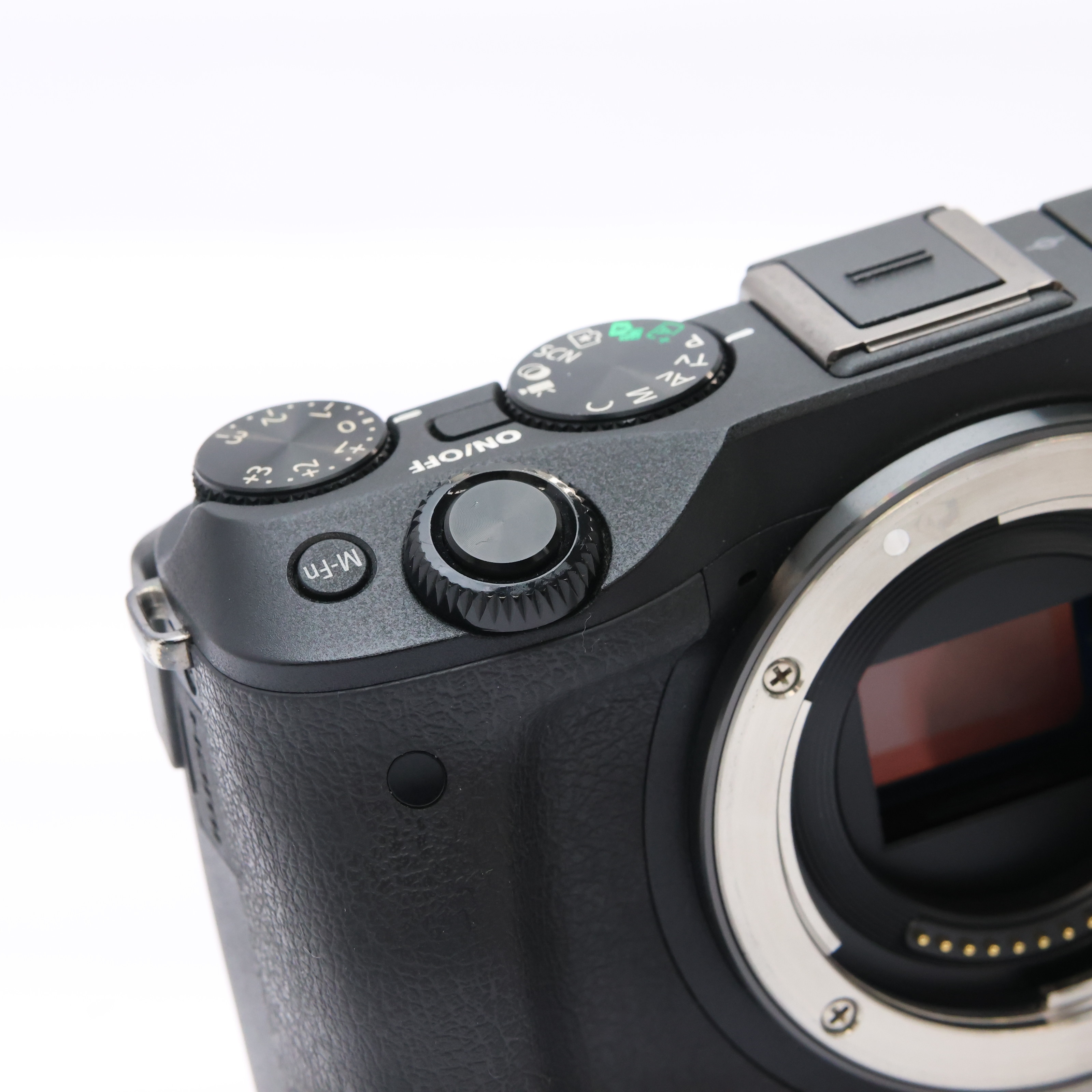中古)Canon (キヤノン) EOS M3 EF-M18-55 IS STM レンズキット