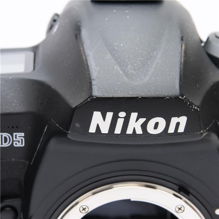 中古)Nikon (ニコン) D5 ボディ（XQD-Type）（商品ID：3717020800097