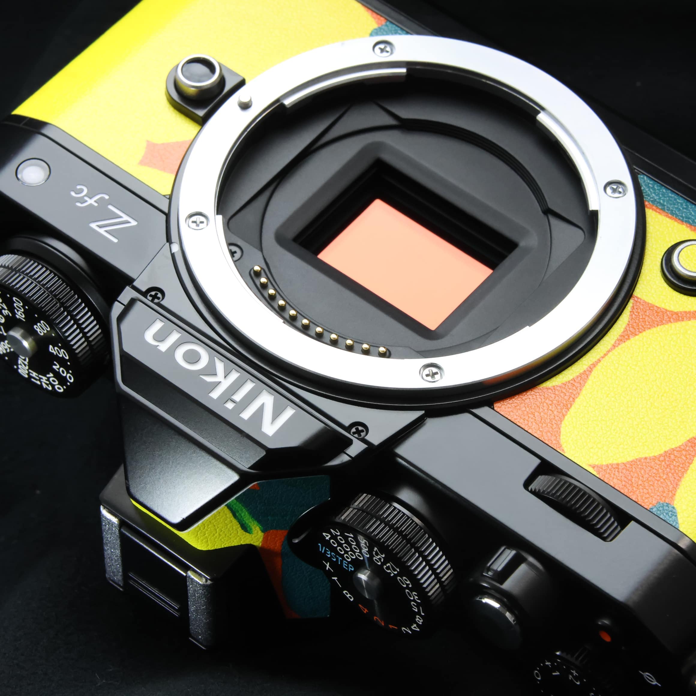 ★各部モルト張り替え済・超美品★ ニコン Nikon FE ボディ #19250 送料無料 美品 モルト交換済 清掃 簡易整備済Nikon ニコン FE ボディ Nikon