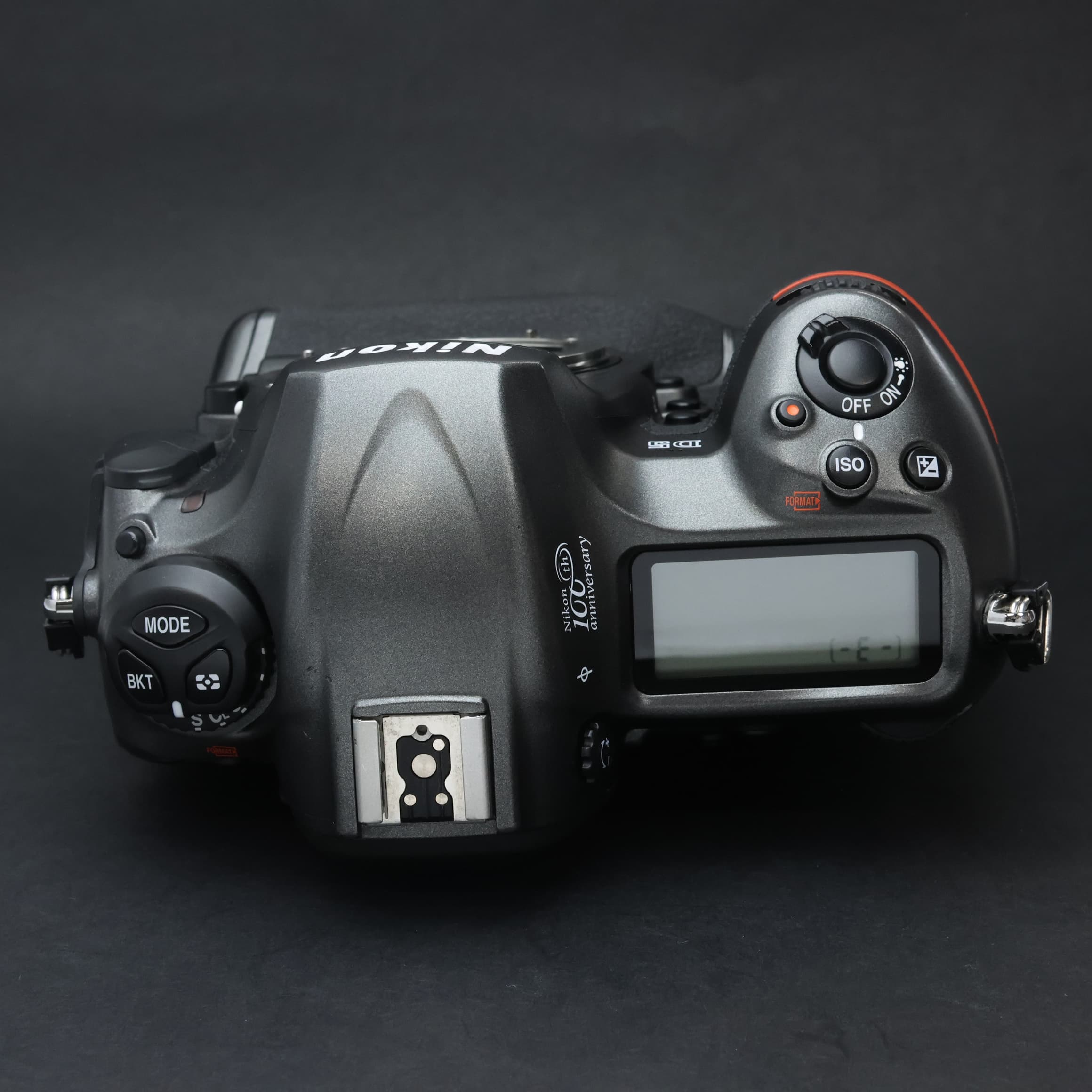 中古)Nikon (ニコン) D5 ボディ（XQD-Type） 100周年記念モデル