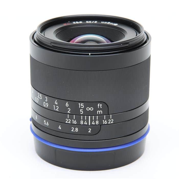 Loxia 35mm F2（ソニーE用/フルサイズ対応）