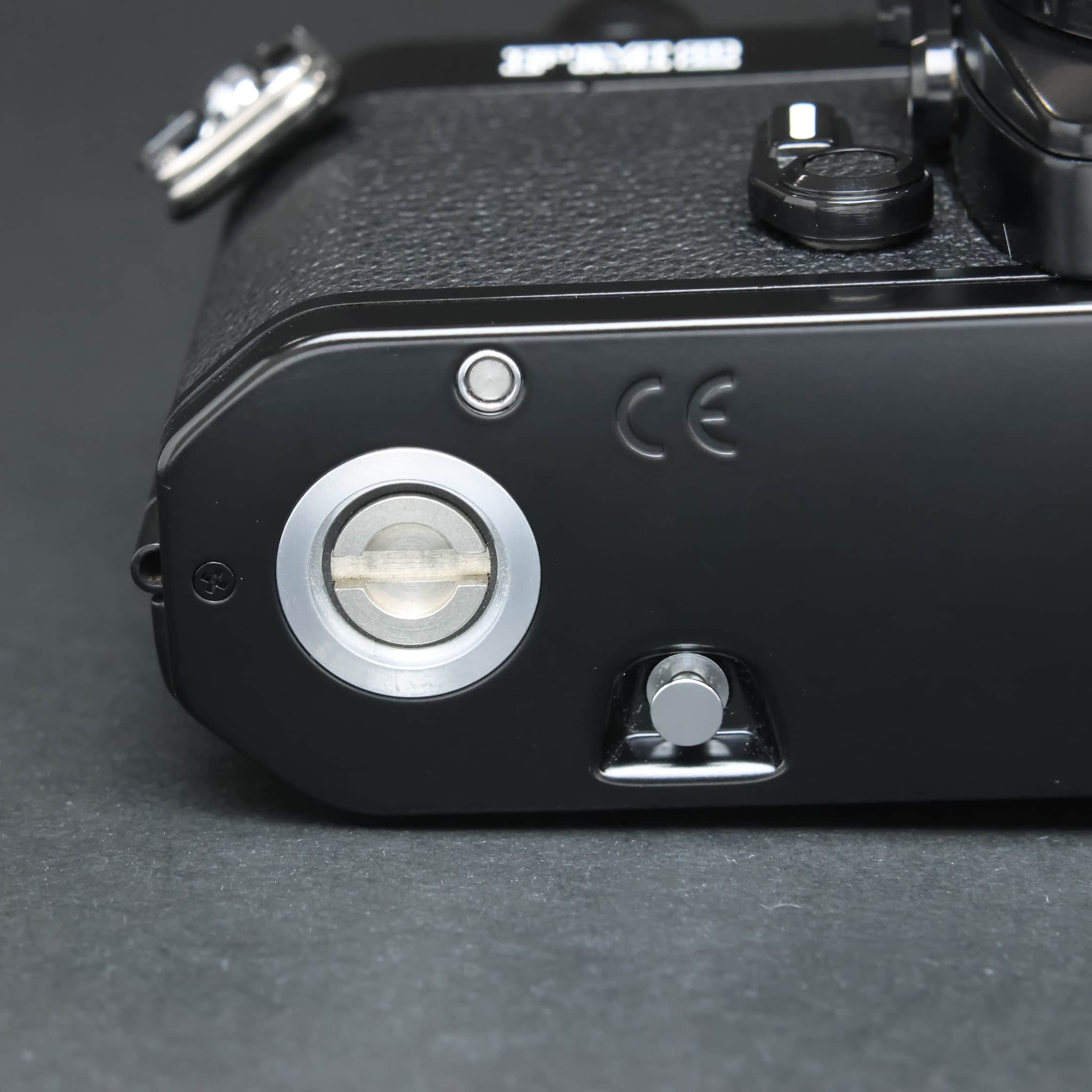 ファッションデザイナー Nikon New 通販 コンパクト | ブラック FM2